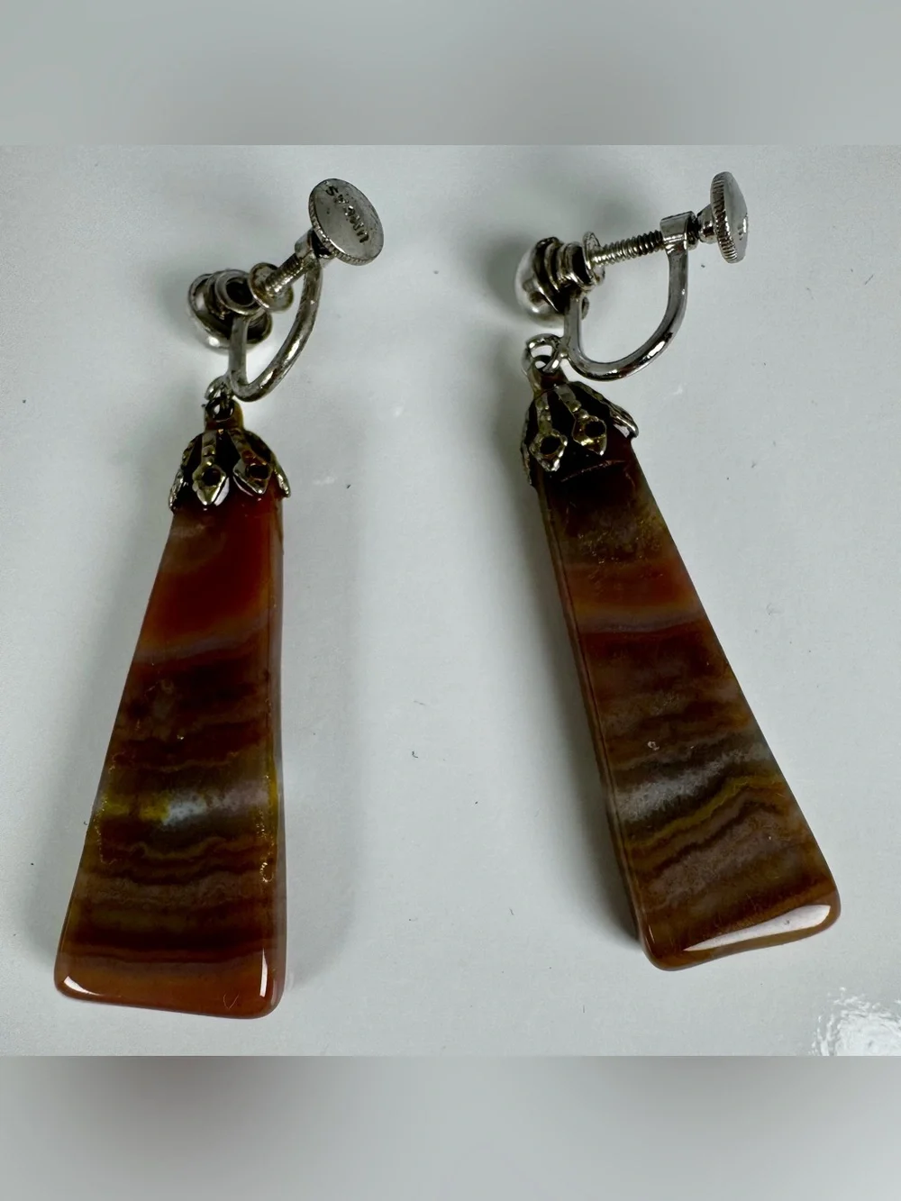 Vintage UNCAS Natural Agate Drop Clip-On Earrings in Brown and Cream #1406